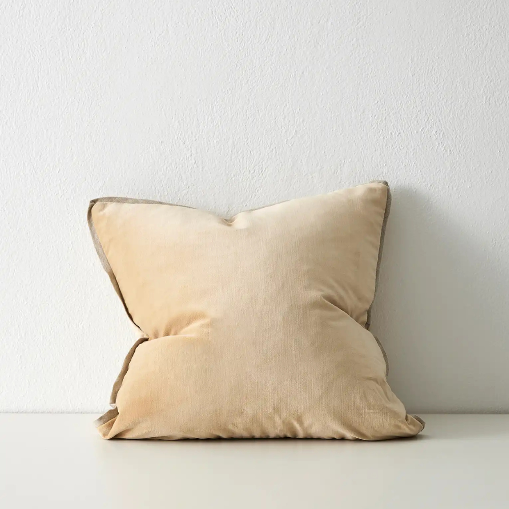 Salina Cushion